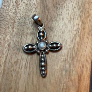 Silpada 925 and Pearls Cross Pendant